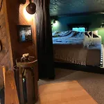 Stunning Tiny House In Beautiful Garden Eidsvoll