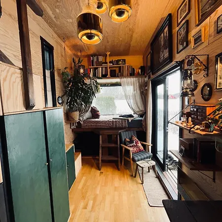 Apartament Stunning Tiny House In Beautiful Garden *